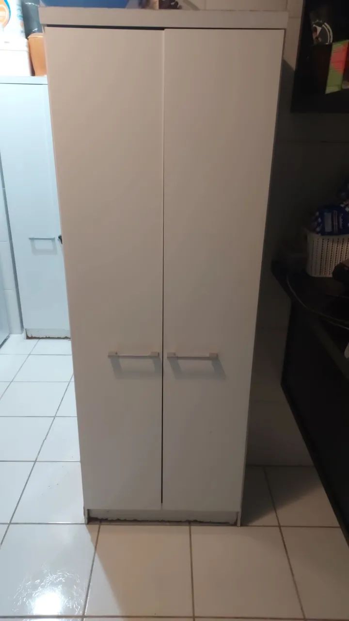 armário de dispensa