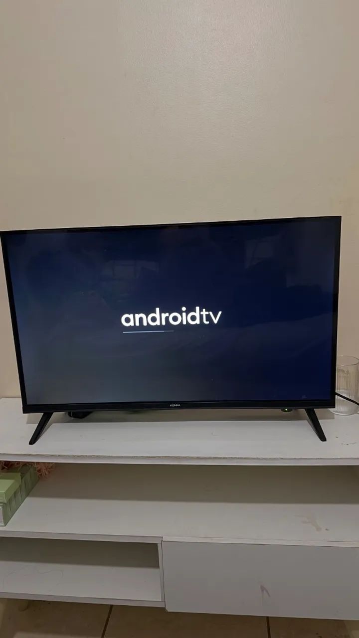 SMART TV KONKA 32  - Foto 2