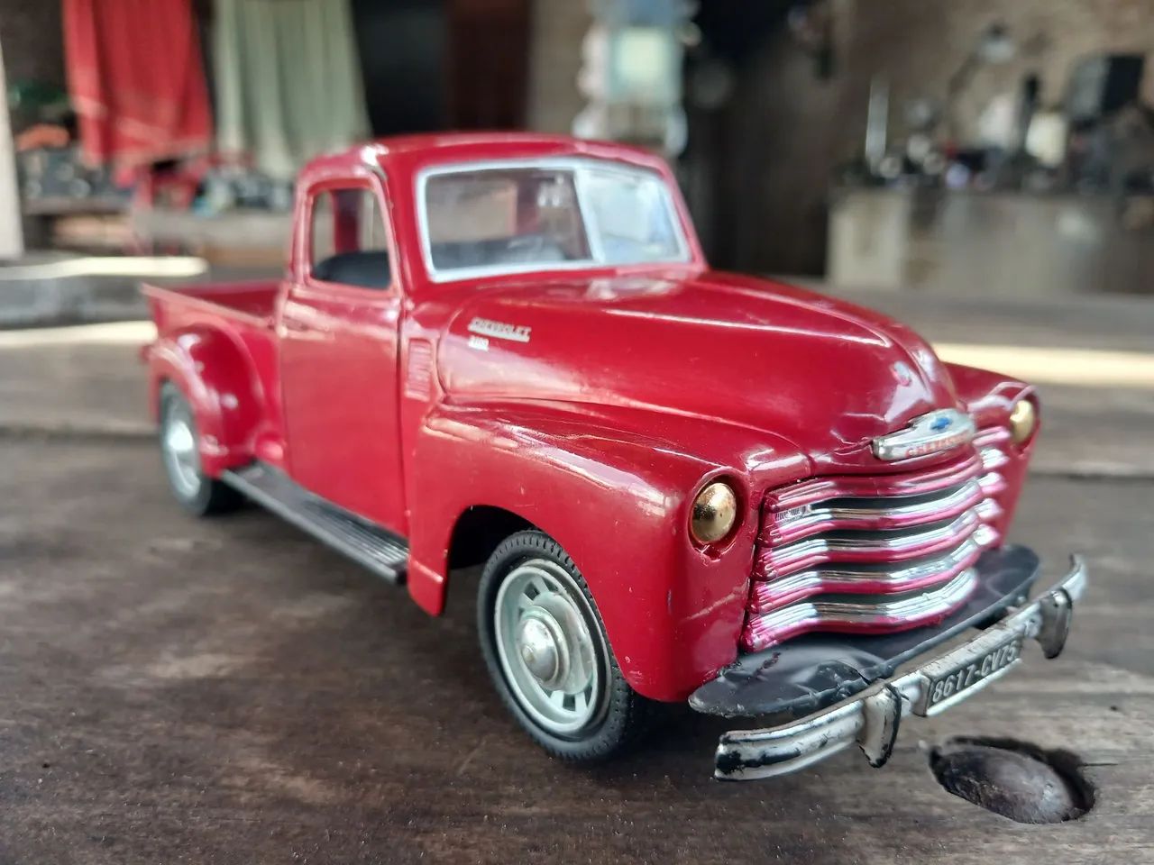 Miniatura camionete antiga 