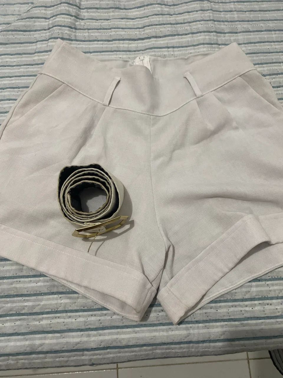 Short branco 