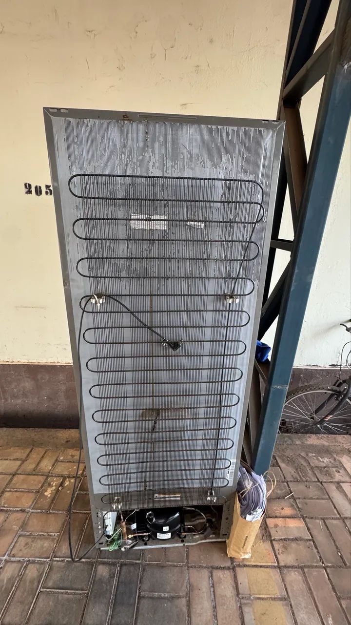 Vendo Freezer Brastemp - Foto 2