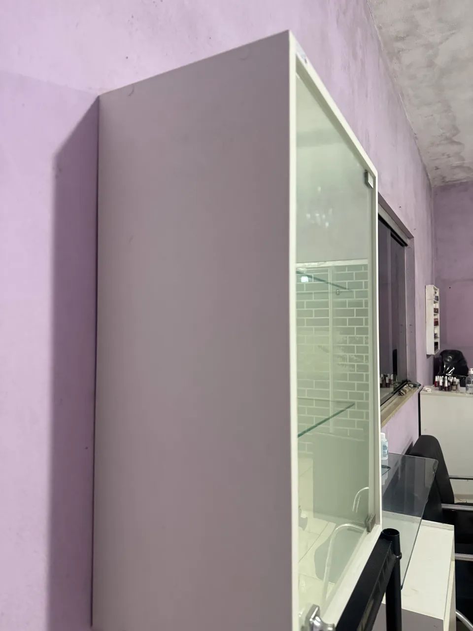 Vitrine prateleira porta de vidro  - Foto 3