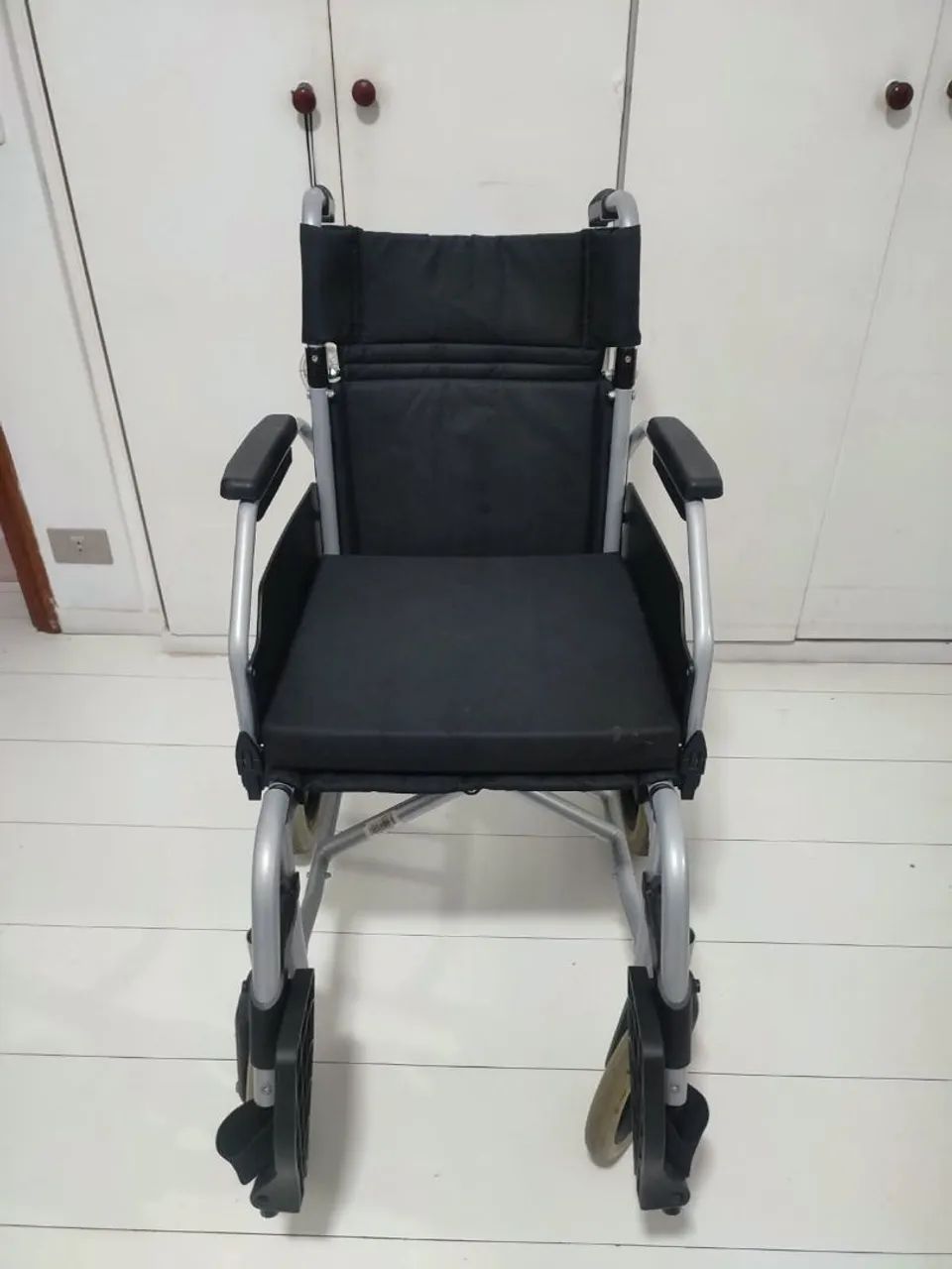 Cadeira de rodas  - Foto 3