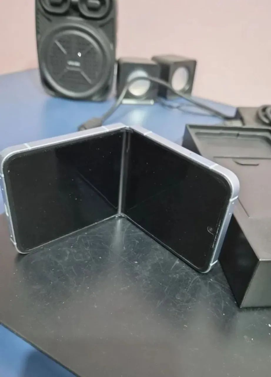 Z Flip 6 PARA PEÇAS OU DEX - Foto 2