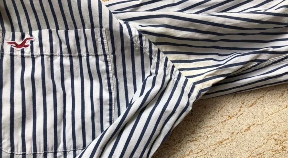 Camisa hollister listrada  - Foto 3