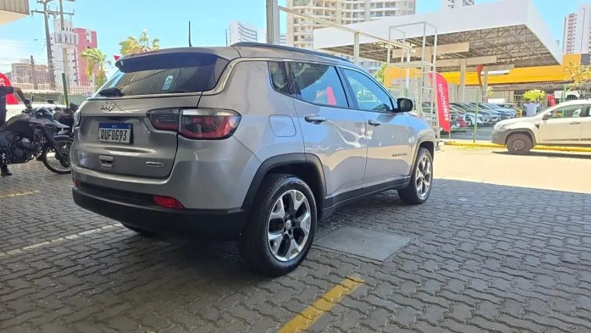 Jeep Compass Longitude 2.0 4X2 Flex 16V Aut. 2019 - Foto 4