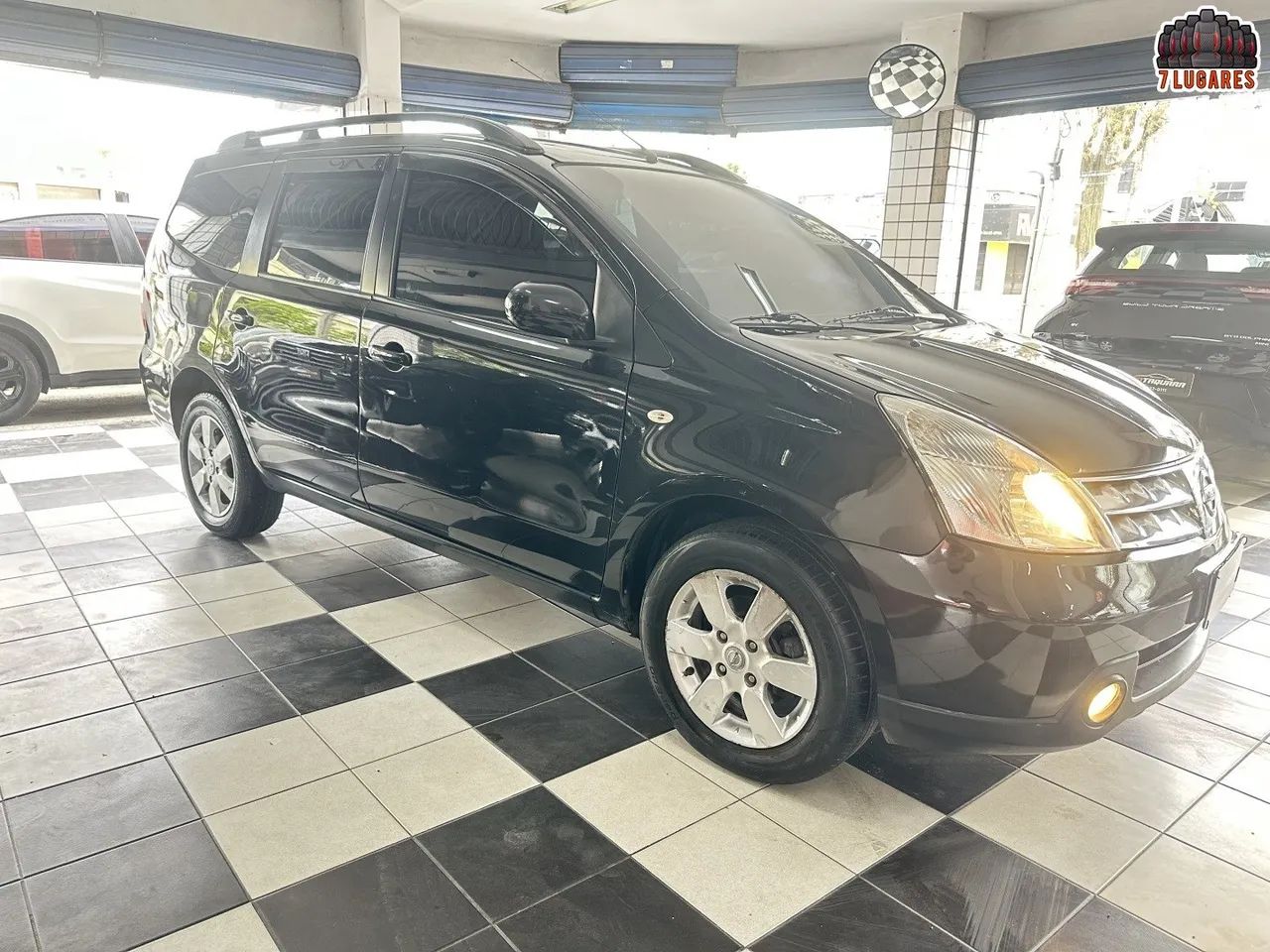 Nissan Grand Livina Livina 1.8 S 16V 2011/2012 2011 2011
