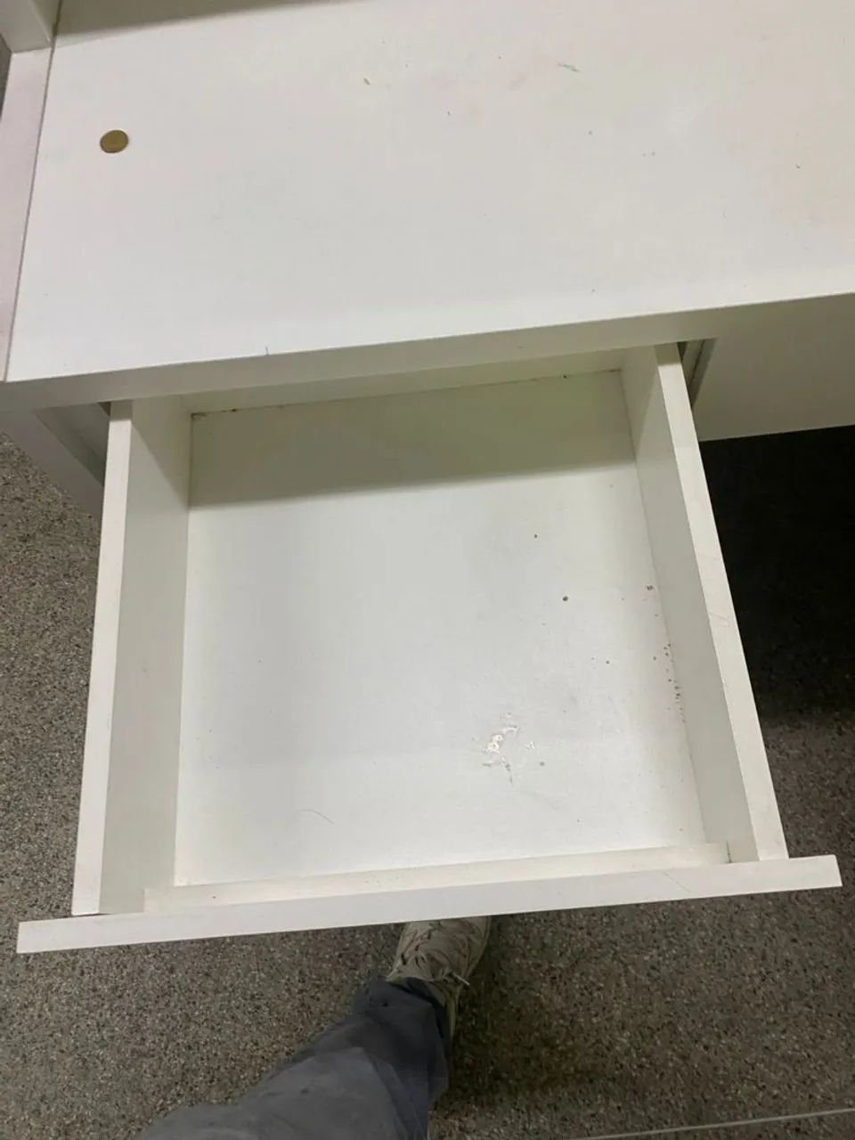 Balcão/Caixa de loja. Robusto, com três gavetas e muito resistente. - Foto 4