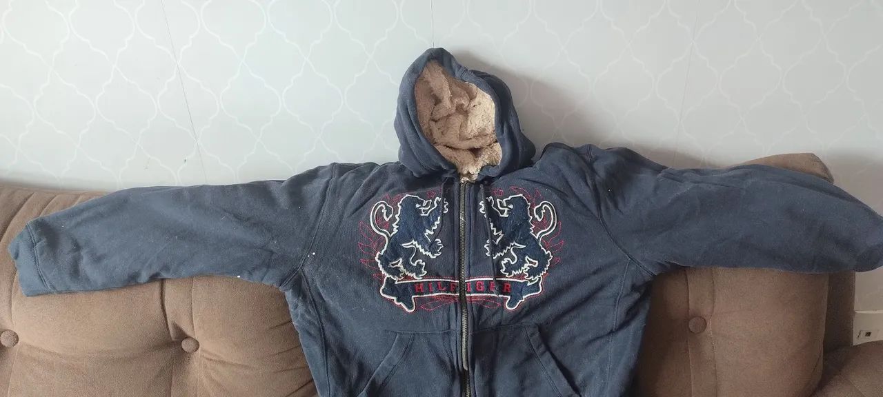 casaco tommy hilfiger lion crest azul marinho - Foto 4