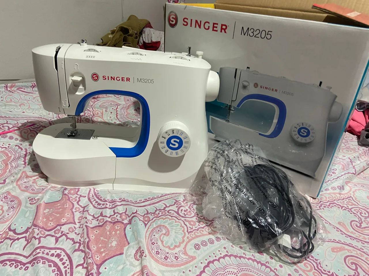 Máquina de costura Singer  - Foto 5