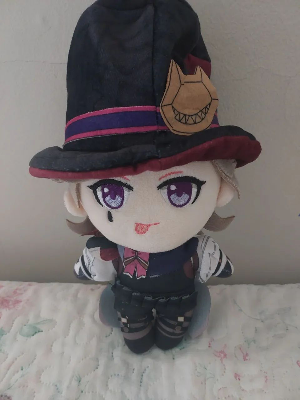 Boneco Pelúcia Lyney - Genshin Impact