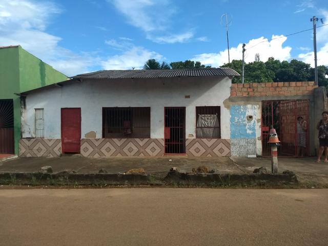 Vende- se casa