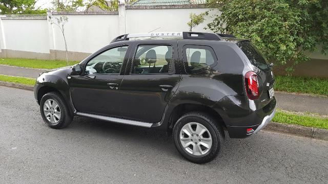 Duster Dynamique 1.6 Completa - Medianav, Baixa km - particular - ac troca - Foto 2