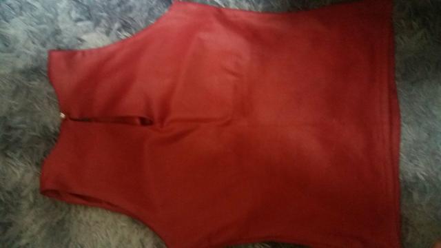 3 blusas lindas vesti P e M - Foto 2