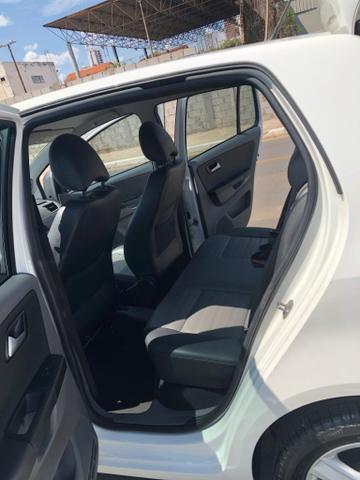 Volkswagen - Fox - 1.6 - Highline - Foto 5