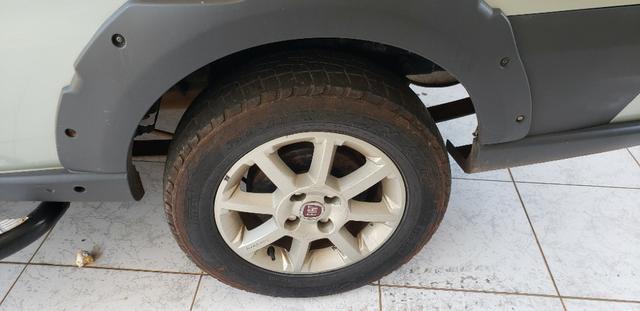 Fiat Strada Trekking CE 1.4 8V Flex - Foto 14
