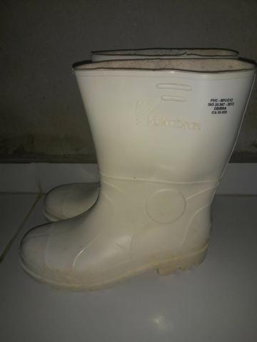 Bota Vulcabras Pvc, cano médio com forro antiderrapante - Foto 3