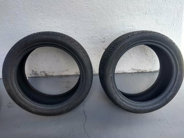 Par Pneus 235/45 R18 - Foto 2