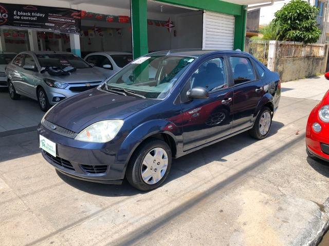 Fiesta Sedan 1.6 Flex 2005 (R$: 2.900,00 + 48 x 398,00)