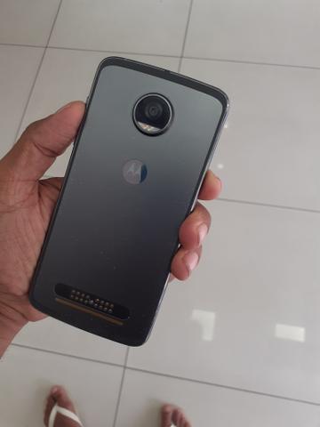 Vendo ou troco * Moto z2 play 64 gigas 4 Ram - Foto 3