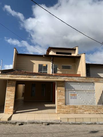 Alugo casa condomínio fechado turu