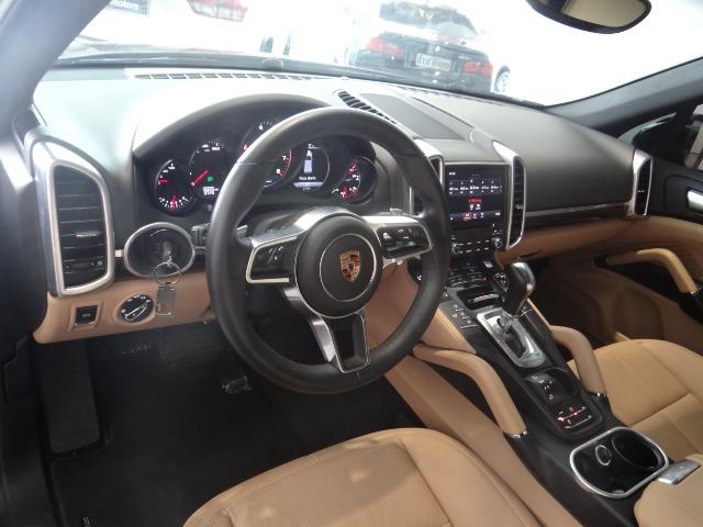 Porsche Cayenne - Foto 12
