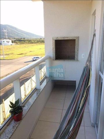 Ótimo Apartamento 2 dorms. cercado de muito verde - Foto 2