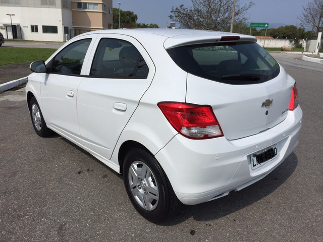Onix Hatch LT 2015 - Foto 3