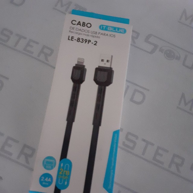 Cabo de dados usb. Com entrada lightning .Novo. 