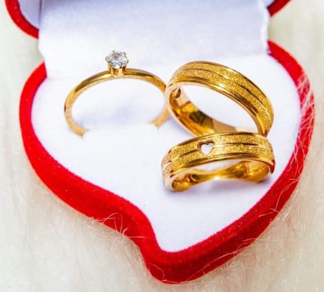 ALIANÇAS EM AÇO  - Foto 5