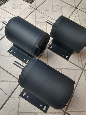 Motor elétrico trifásico para compressor de ar 20 pés. - Foto 3