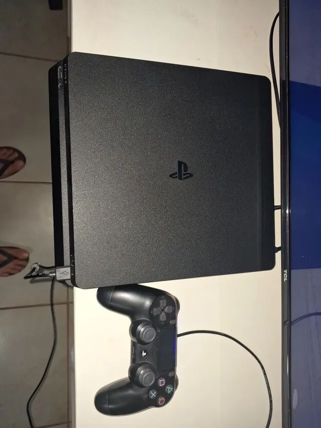 PlayStation 4 slim na caixa+2 controles especiais+jogos em 12X - Videogames  - Taguatinga Sul (Taguatinga), Brasília 1256076022