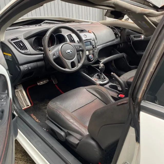 Sucata Para Retirada de Peças Kia Cerato Koup - Foto 7