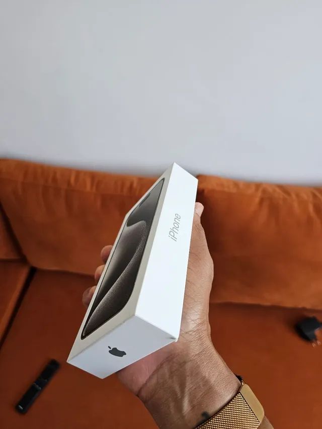 Iphone 15 pro 256gb white titanium R$7.600 - Foto 2
