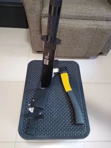 Facão Tático + Machado esportivo e Lanterna Novos  - Foto 3