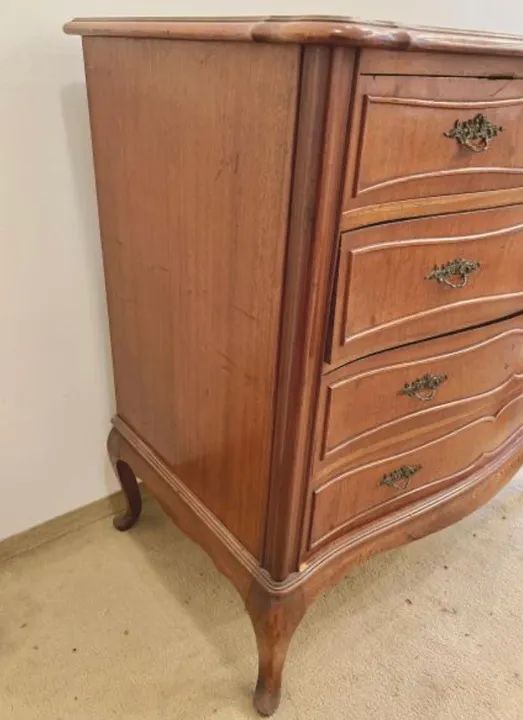 Cômoda estilo chippendalle antiguidade