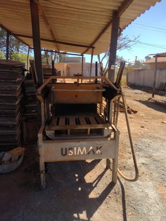 FÁBRICA DE BLOCO E MANILHA