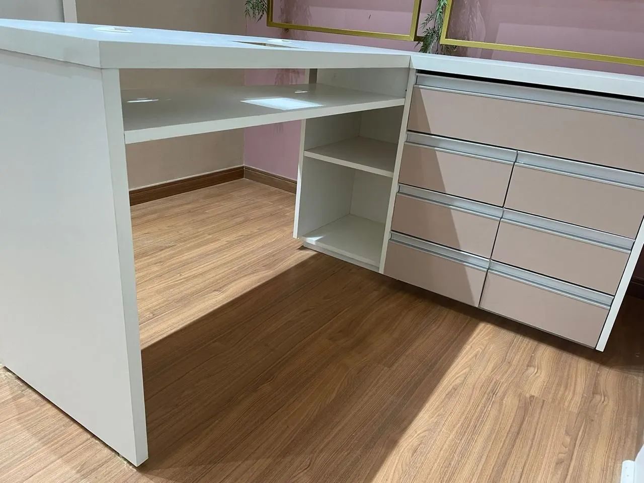 MESA ROSA.    MARCENARIA PRÓPRIA  - Foto 2