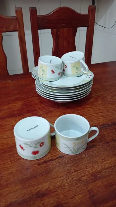 Conjunto de porcelana Royal Line
