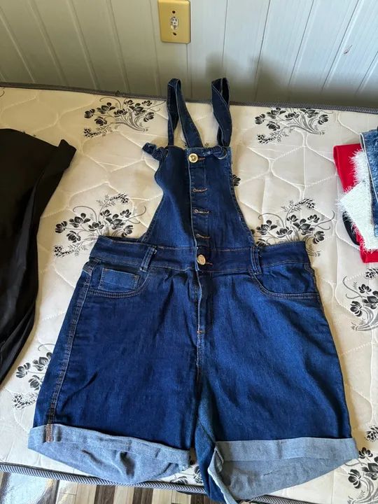Jardineira Jeans Plus Size