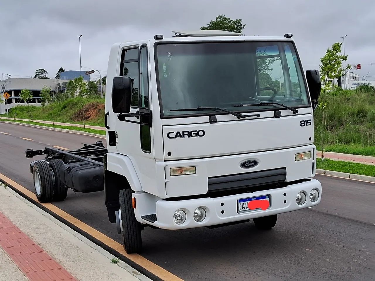Ford Cargo 815 E  52mil km Original Ano 11/12 Operacional Doc. - Foto 2