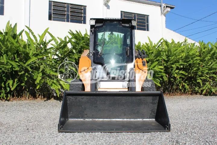 Mini carregadeira case 2013 - Foto 6