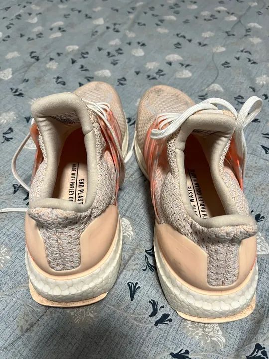 Tênis adidas ultra boost tamanho 39 - Foto 3