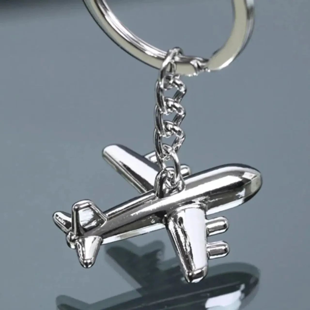 CHAVEIRO AVIÃO EM LIGA DE METAL 4cm x 4cm - Foto 3