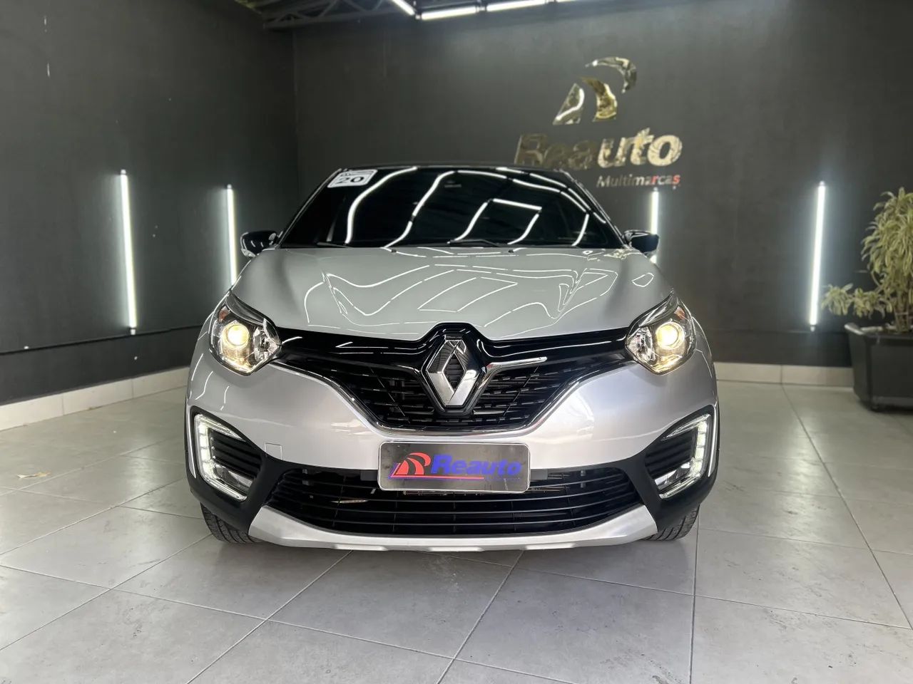 Renault Captur 2020 1.6 16v sce flex intense x-tronic - Foto 2