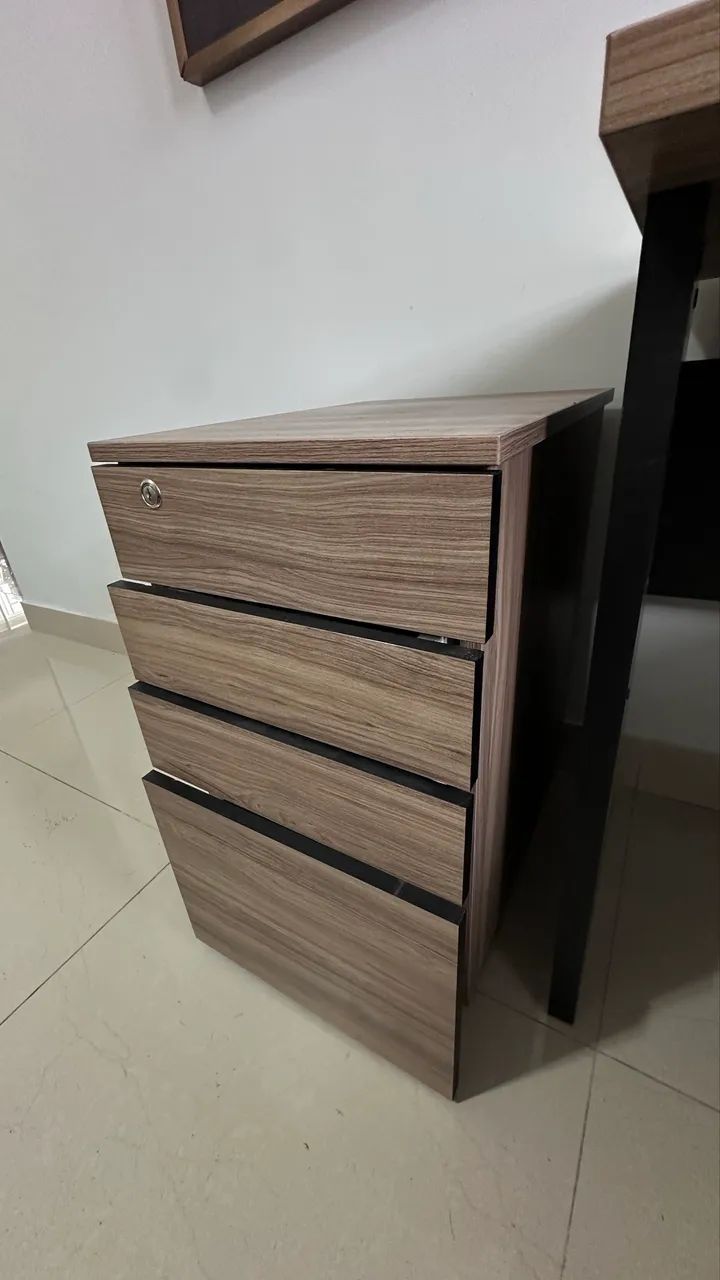 Mesa de escritório 64397051489281121
