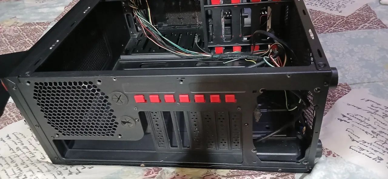 Gabinete Sentey - Design Gamer Moderno - Foto 2