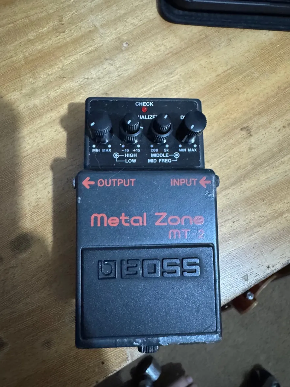 Pedal de guitarra Boss Metal Zone