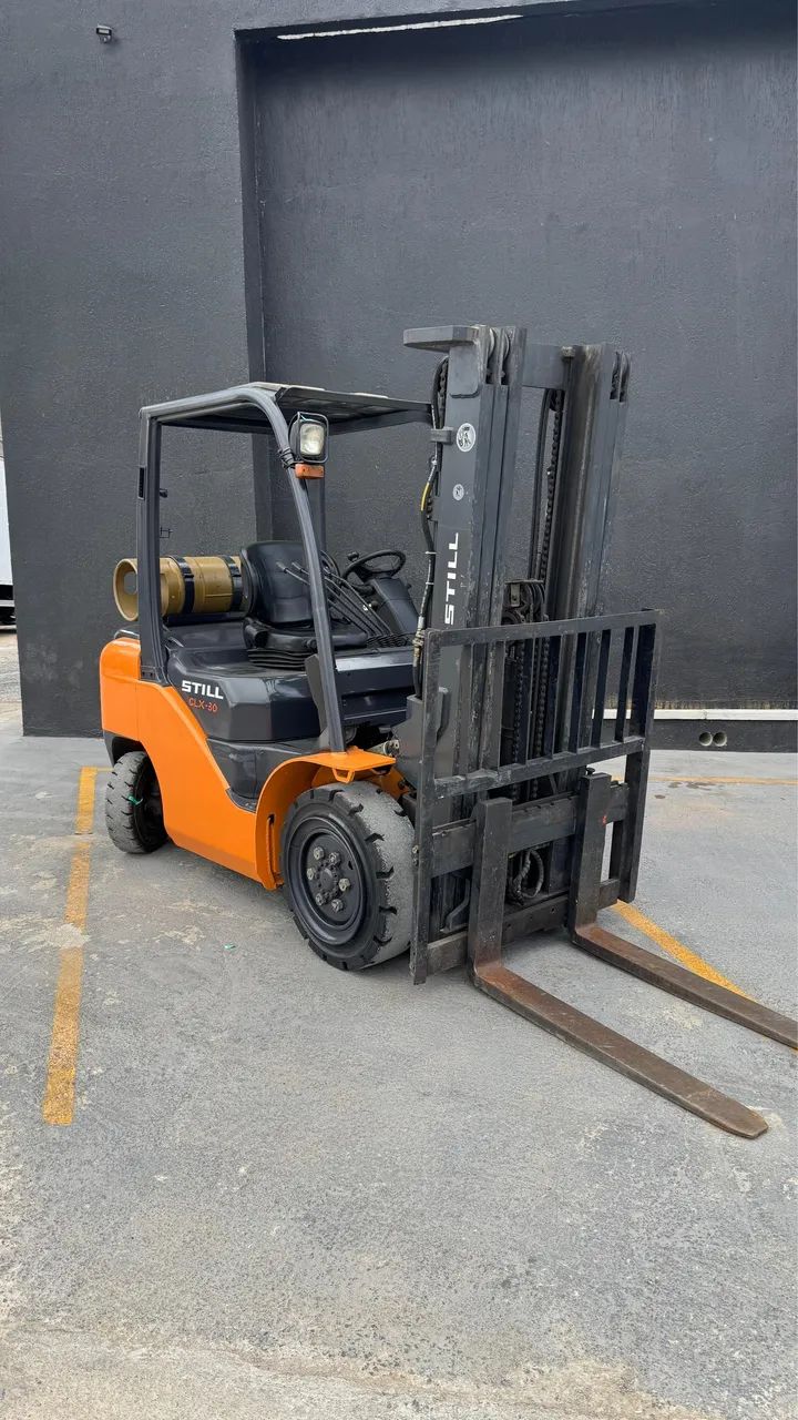 Empilhadeira STILL GLP