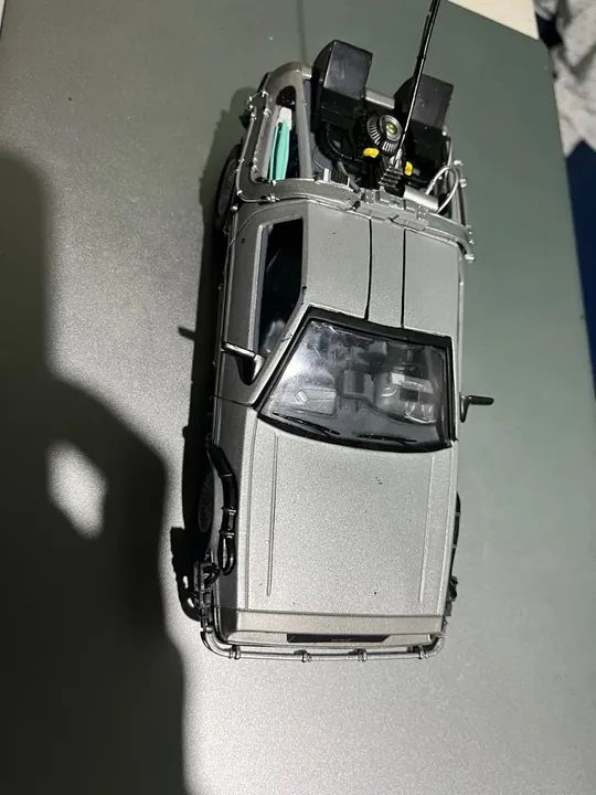 DeLorean DMC-12 - Máquina do Tempo - Escala 1:24 - Foto 5